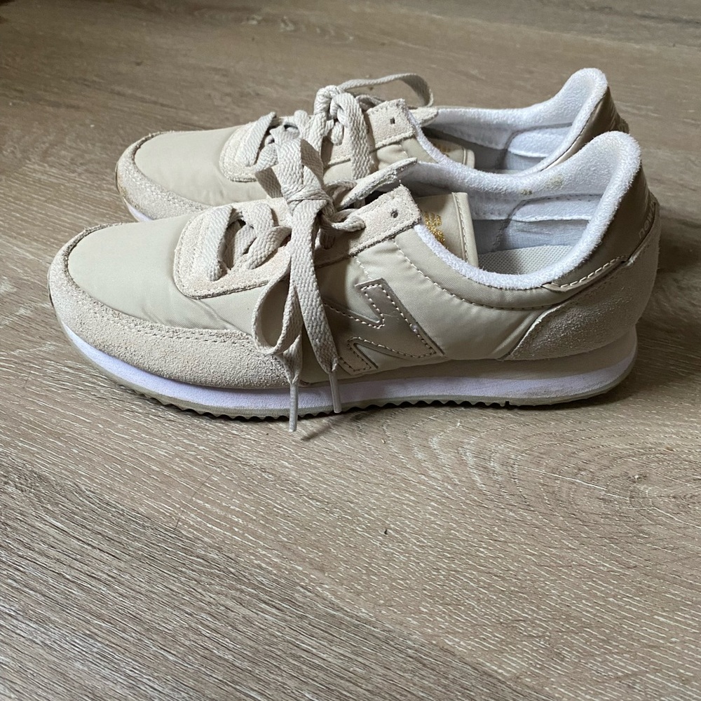 New Balance Classic Sneakers